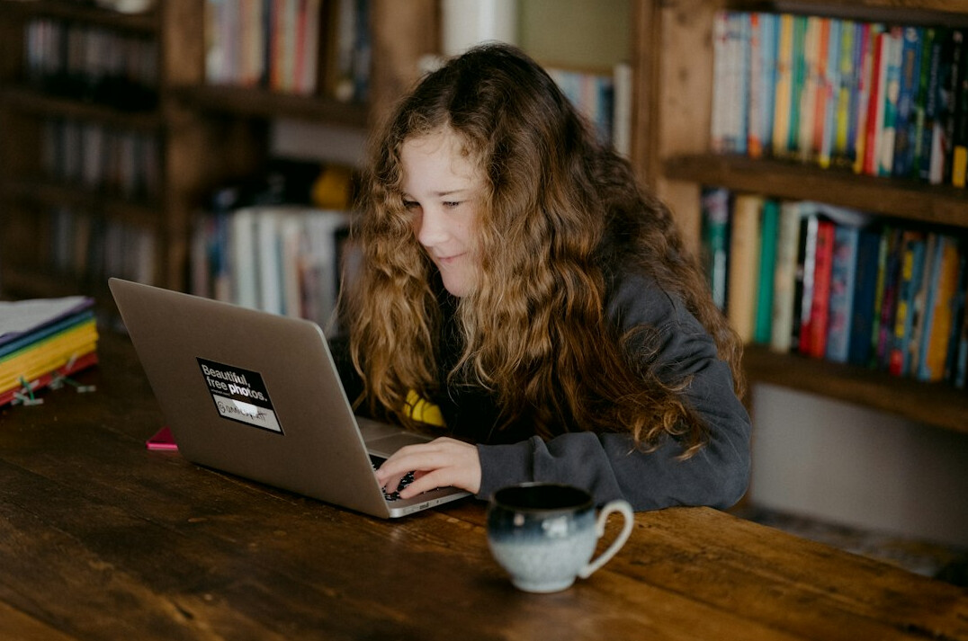 child coding at home